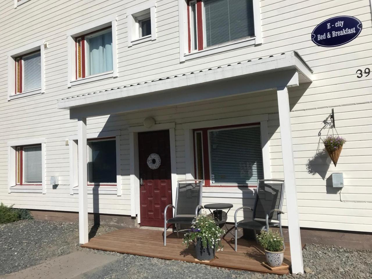 E-City B&B Торнио Экстерьер фото